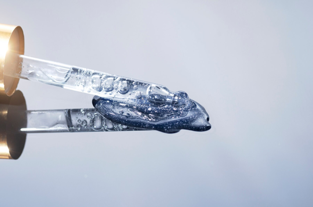 Ácido salicílico y retinol: riesgos de usarlos juntos en tu rutina facial